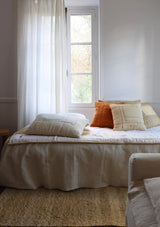 Coussin en Lin Brodé Taka Off-White MILLE et CLAIRE