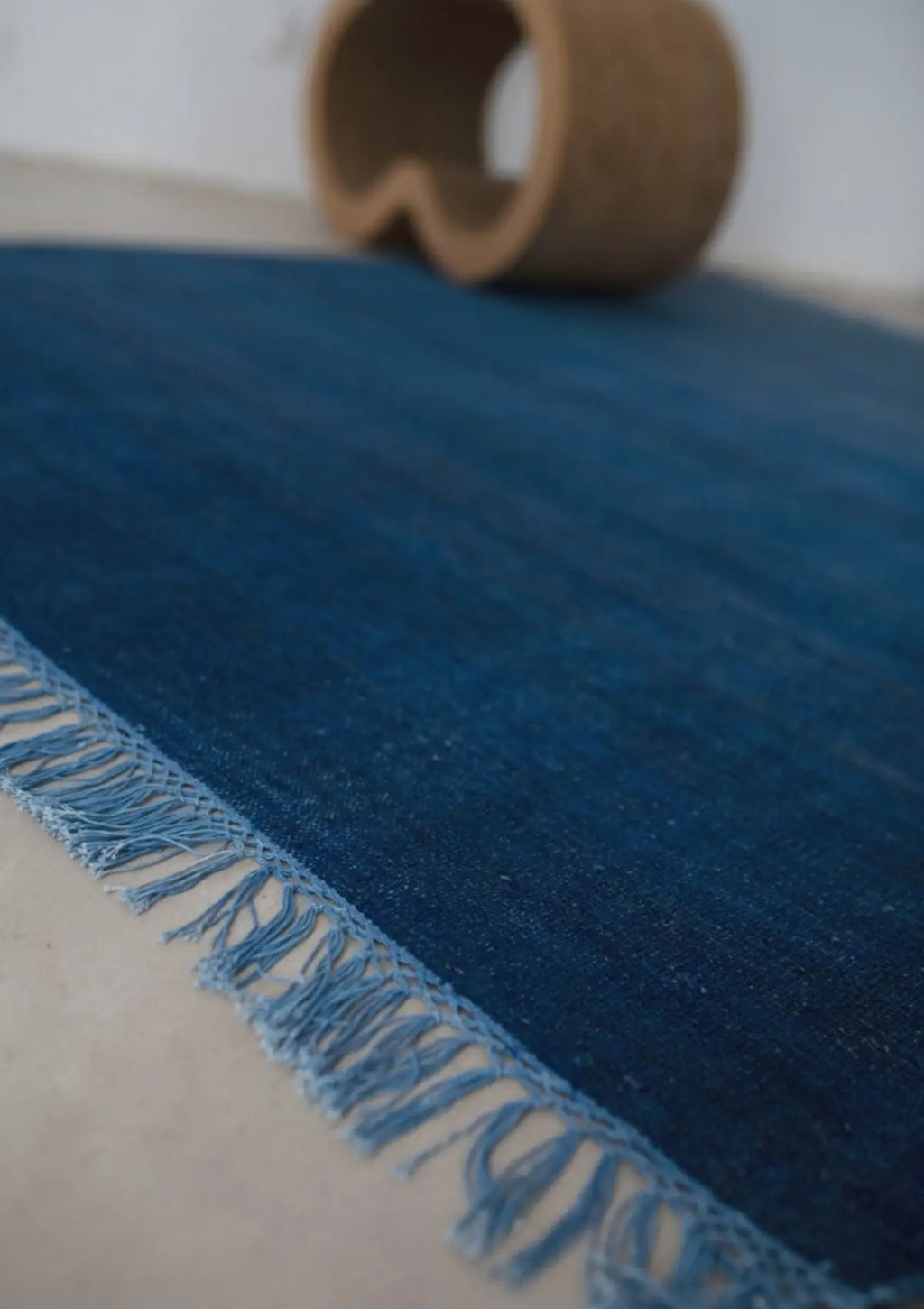 Chat Tai Rug Natte de sol Chattaï Ombré Indigo - MILLE et CLAIRE