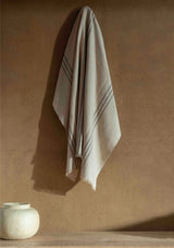 Plaid Sema Rayures Noires MILLE et CLAIRE