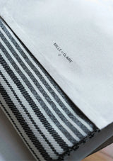 Plaid Thar Black & Off-White MILLE et CLAIRE